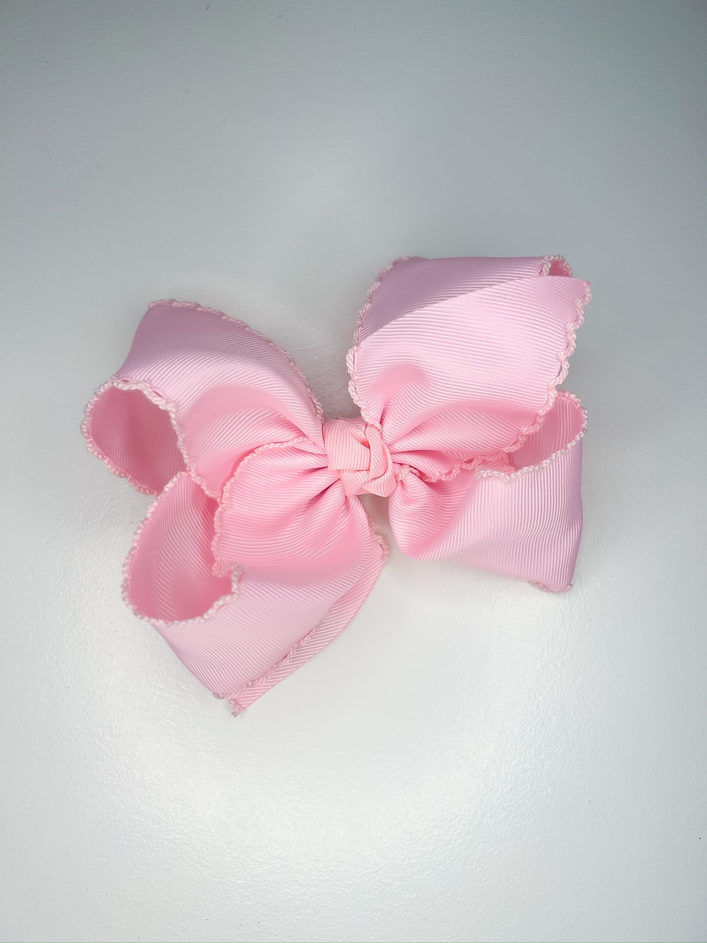 5.5” Crochet Edge Pink on Pink Bow