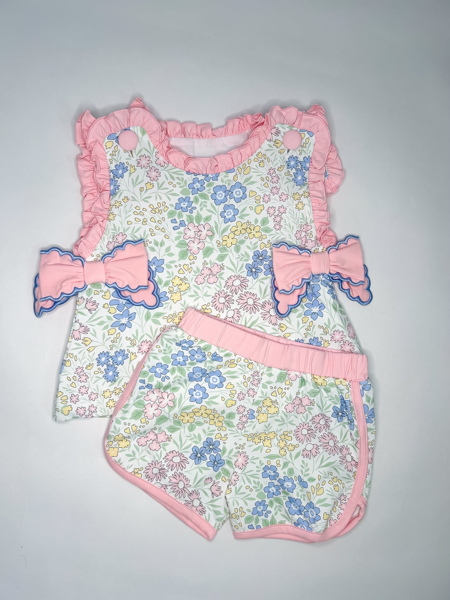 Florals and Scalloped Bows Play Set