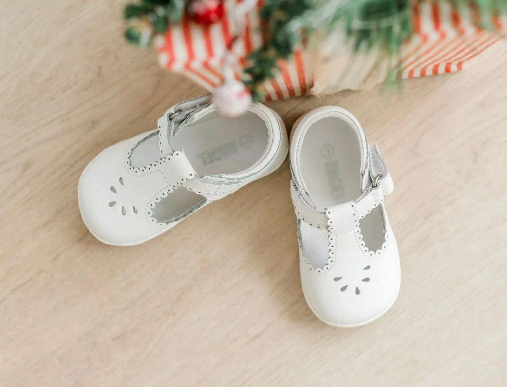 Dottie Scalloped T-Strap Mary Jane (Baby)
