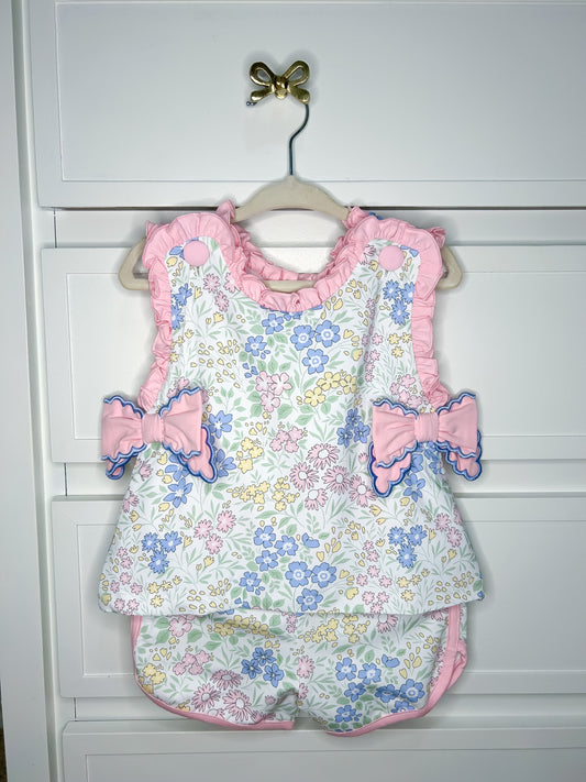Florals and Scalloped Bows Play Set