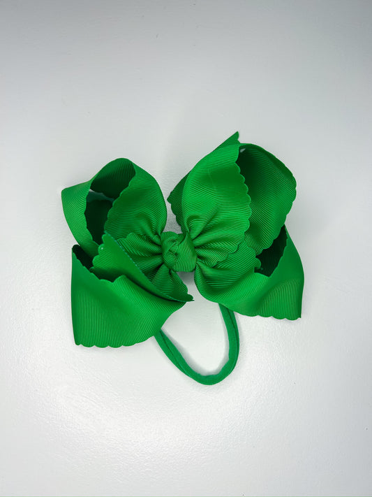 5.5” Emerald Scalloped Bow on Pantyhose Headband
