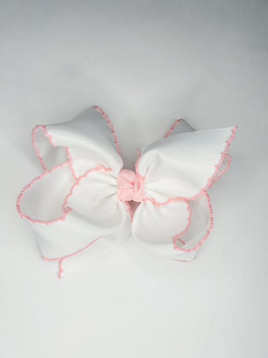 Crochet Edge Bow- 5.5”