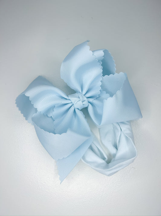 Scalloped Edge Bow on Wide Pantyhose Headband (5.5”, Powder Blue)